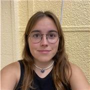 Soy una persona activa, espabilada e i teligente. Me gusta dar clases y hacer que el alumno mejore en su aprendizaje